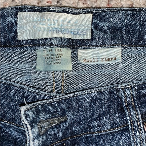 Maurices Molli Flare Jean - Picture 3 of 3